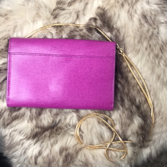 Ralph Lauren Purse with luxurious gold hardware - Picture 6 of 8